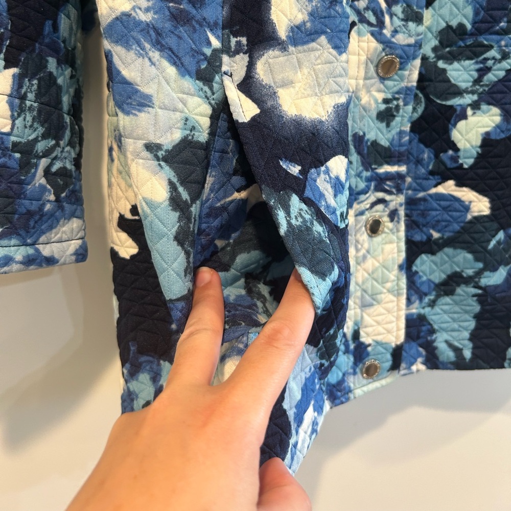 Isaac Mizrahi Watercolor Floral Jacket Blue Plus 2X Snap A305207 Women Pockets - Picture 3 of 11
